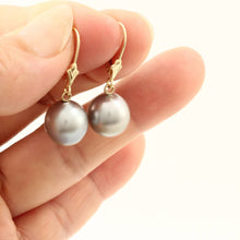 Load image into Gallery viewer, 14k Yellow Gold Gray Tahitian Pearl Leverback Earrings