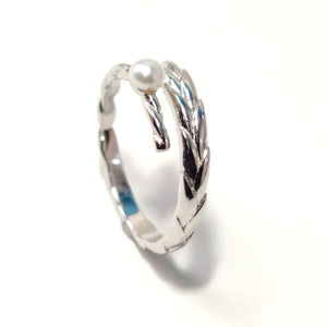 Solid Sterling Silver .925 White Mini Pearl Wheat-Style Adjustable Ring