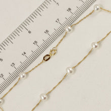 Load image into Gallery viewer, 14k Yellow Gold Mini White Cultured Pearl Handcrafted Tin-Cup Bracelet