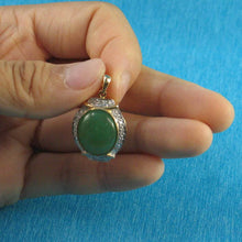 Load image into Gallery viewer, Oval Green Jade 14k Gold Pendant