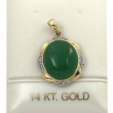 Load image into Gallery viewer, Green Oval Jade 14k Gold Pendant