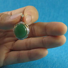 Load image into Gallery viewer, Green Oval Jade 14k Gold Pendant
