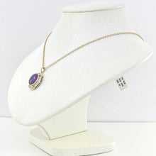 Load image into Gallery viewer, Oval Lavender Jade 14k Gold Pendant