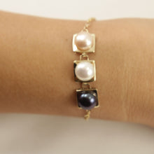 Load image into Gallery viewer, 14k Yellow Gold Peach, White &amp; Black Pearl Bracelet