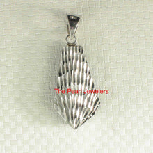 Load image into Gallery viewer, Petite Diamond Shaped Blue Lapis Pendant