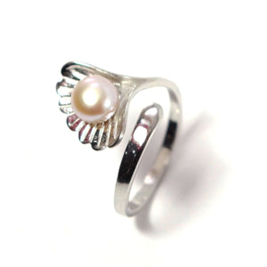 Silver .925 Pink-Lavender Freshwater Cultured Pearl Shell-Style Adjustable Ring