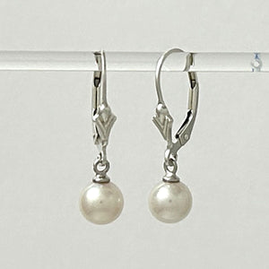 Sterling Silver Fleur De Lis Leverback White Pearl Earrings (6 mm)