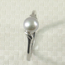 Load image into Gallery viewer, Solid Sterling Silver .925 Silver-Tone Freshwater Cultured Pearl Solitaire Ring