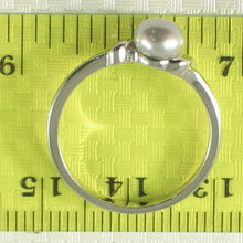 Load image into Gallery viewer, Solid Sterling Silver .925 Silver-Tone Freshwater Cultured Pearl Solitaire Ring
