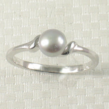 Load image into Gallery viewer, Solid Sterling Silver .925 Silver-Tone Freshwater Cultured Pearl Solitaire Ring