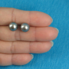 Load image into Gallery viewer, Silvery Gray Tahitian Pearl Stud Earrings – 14k Yellow Gold