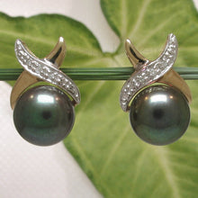 Load image into Gallery viewer, Solid 14k Yellow Gold Diamond &amp; Black Pearl Stud Earrings