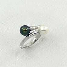 Load image into Gallery viewer, Twin AAA Black &amp; White Freshwater Pearl Cocktail Ring – .925 Sterling Silver