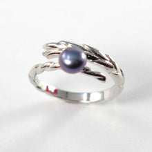 Load image into Gallery viewer, Adjustable Wheat-Style Black Pearl Ring – .925 Sterling Silver