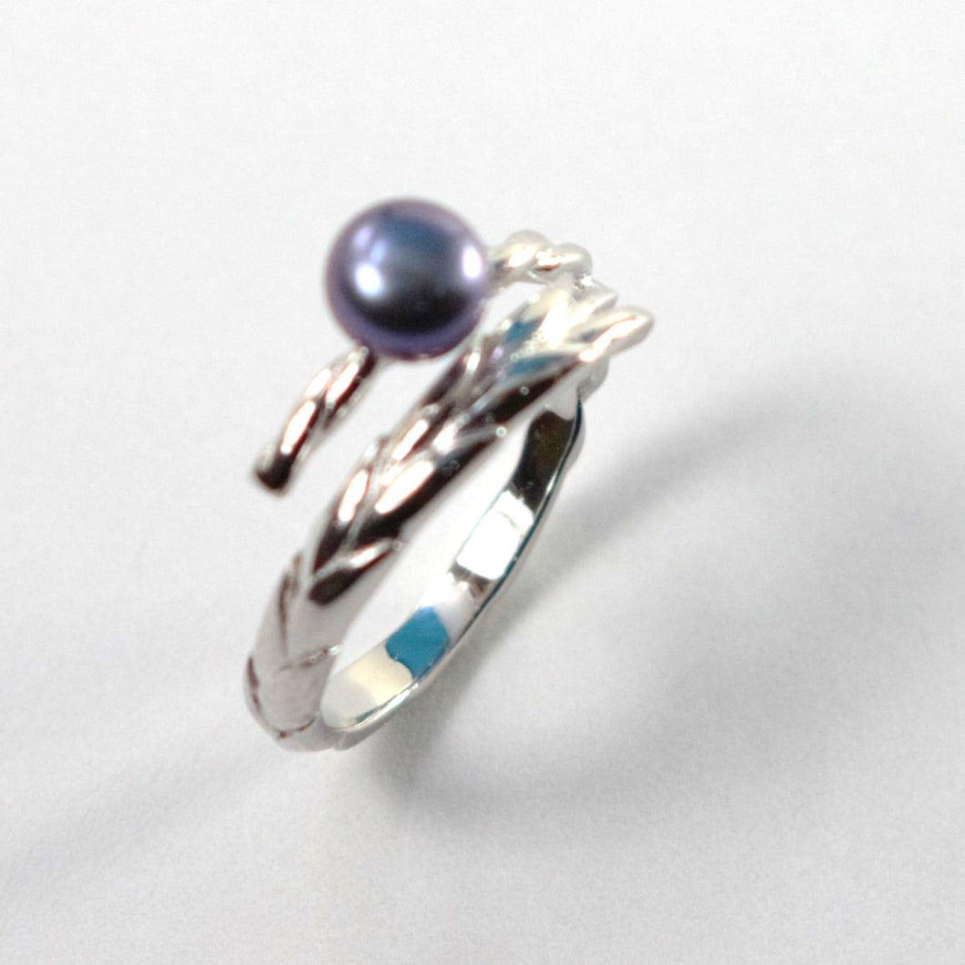 Adjustable Wheat-Style Black Pearl Ring – .925 Sterling Silver