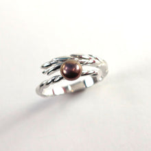 Load image into Gallery viewer, Adjustable Wheat-Style Eggplant Freshwater Pearl Ring – .925 Sterling Silver