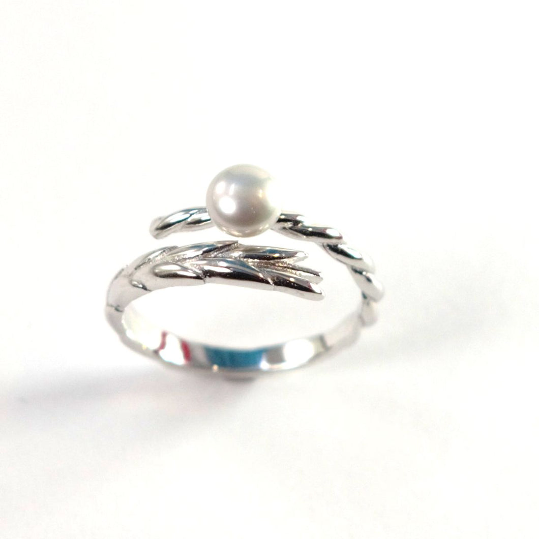 Adjustable Wheat-Style Silver-Gray Freshwater Pearl Ring – .925 Sterling Silver