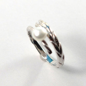 Adjustable Wheat-Style White Pearl Ring – .925 Sterling Silver