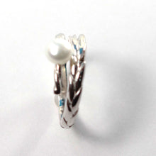 Load image into Gallery viewer, Adjustable Wheat-Style White Pearl Ring – .925 Sterling Silver