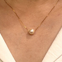 Load image into Gallery viewer, White Cultured Pearl Floating Necklace in 14k Gold