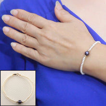 Load image into Gallery viewer, 14k Yellow Gold Spring Clasp White Mini Pearl Bracelet with Center Black Pearl