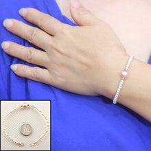 Load image into Gallery viewer, 14k Yellow Gold Spring Clasp White Mini Pearl Bracelet with Center Pink Pearl