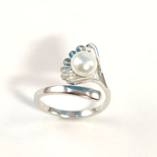 Load image into Gallery viewer, Solid Sterling Silver .925 White Freshwater Cultured Pearl Shell-Style Adjustable Ring