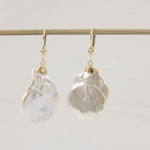 1000330-14k-Yellow-Gold-Leverback-Baroque-Coin-Pearl-Dangle-Earrings