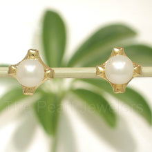 Load image into Gallery viewer, 1099800-14k-Yellow-Gold-Square-Four-Hearts-White-Cultured-Pearl-Stud-Earrings