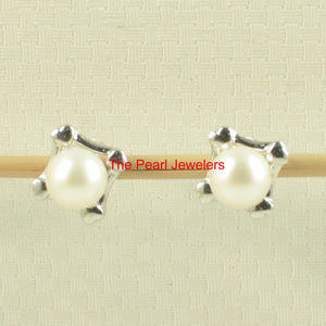 1099805-14k-White-Gold-Square-Four-Hearts-White-Cultured-Pearl-Stud-Earrings