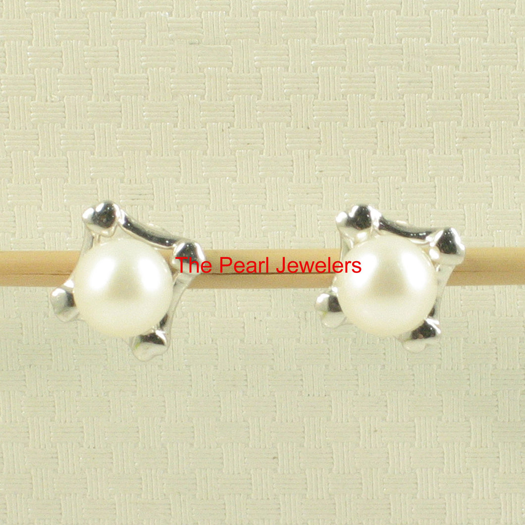 1099805-14k-White-Gold-Square-Four-Hearts-White-Cultured-Pearl-Stud-Earrings