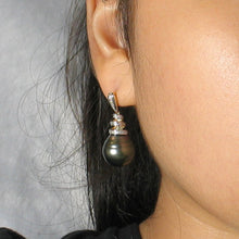 Load image into Gallery viewer, 1T00802B-Genuine-Diamond-Black-Tahitian-Pearl-14k-Yellow-Gold-Dangle-Earrings