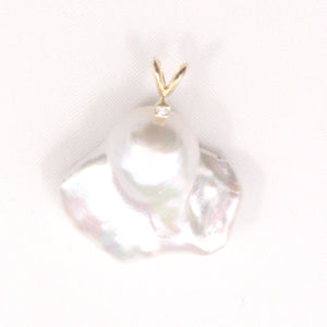 2022270-14k-Yellow-Gold-Rabbit-Ear-Bale-Diamond-Baroque-Pearl-Pendant-Necklace