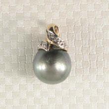 Load image into Gallery viewer, 2T00541C-Natural-Black-Tahitian-Pearl-14k-Gold-Bale-Diamonds-Pendant