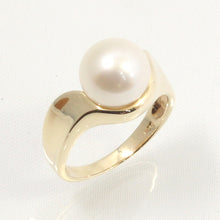 Load image into Gallery viewer, 14k Yellow Gold White Pearl Solitaire Ring