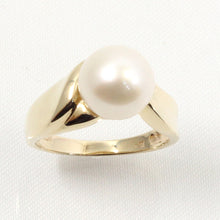 Load image into Gallery viewer, 14k Yellow Gold White Pearl Solitaire Ring