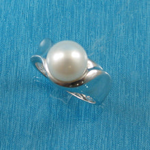 Load image into Gallery viewer, 3000035-14kt-Gold-AAA-Round-Natural-White-Cultured-Pearl-Solitaire-Ring