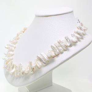 615010G46-Simple-Yet-Elegant-White-Biwa-Pearl-Necklace-Magnetic-Clasp