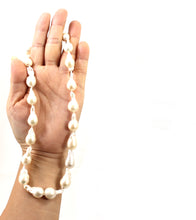 Load image into Gallery viewer, 620392G10- Large-Baroque-Freshwater-Cultured-Pearl-Necklace