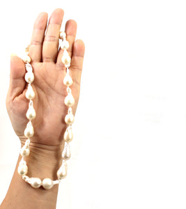 620392G10- Large-Baroque-Freshwater-Cultured-Pearl-Necklace