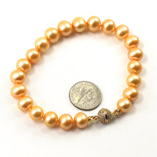 Load image into Gallery viewer, 700081G09-Magnet-Clasp-8x8.5mm-Golden-Cultured-Pearl-Hand-Knot-Bracelet