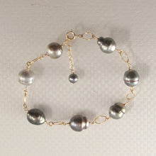 Load image into Gallery viewer, 74T0401-Simple-Design-Bracelet-Handcrafted-of-14k-Gold-Filled-Black-Tahitian-Pearl