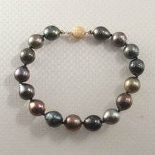 Load image into Gallery viewer, 7T00003C20-Beautiful-14kt-YG-Clasp-Hand-Knot-Black-Tahitian-Pearl-Bracelet