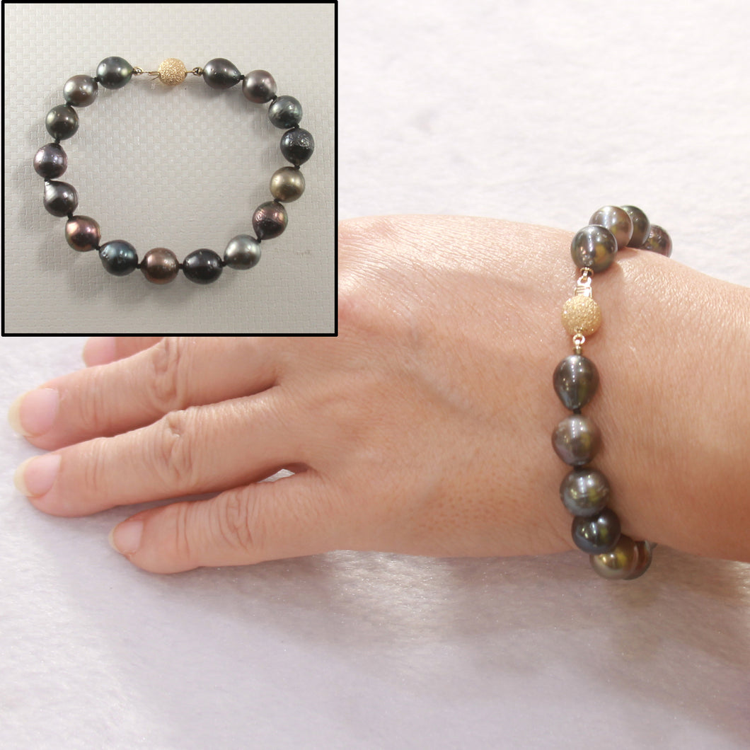 7T00003C20-Beautiful-14kt-YG-Clasp-Hand-Knot-Black-Tahitian-Pearl-Bracelet