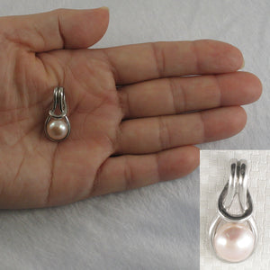 9209872-Love-Knot-Pink-Cultured-Pearl-Crafted-Solid-Silver-925-Pendant
