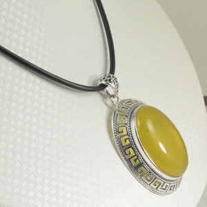 9210614-Cabochon-Oval-Yellow-Agate-Solid-Sterling-Silver-Pendant-Necklace