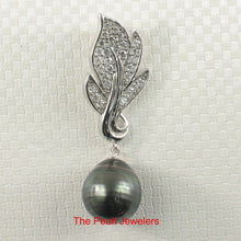 Load image into Gallery viewer, 92T0241-Natural-Black-Tahitian-Pearl-Cubic-Zirconia-Flame-Bale-Pendant