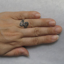 Load image into Gallery viewer, Sterling Silver Plait Design Marcasite Ring