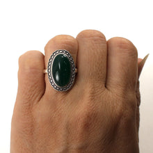 Load image into Gallery viewer, 9310113-Hand-Crafted-Sterling-Silver-Green-Agate-Solitaire-Ring