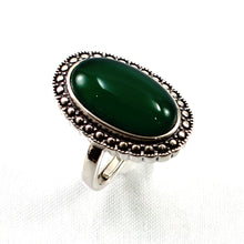 Load image into Gallery viewer, 9310113-Hand-Crafted-Sterling-Silver-Green-Agate-Solitaire-Ring